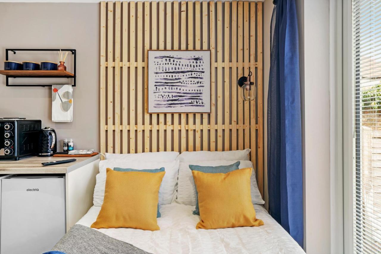 Boutique Heathrow Studio'S - Parking - Garden Apartment Harmondsworth Екстериор снимка